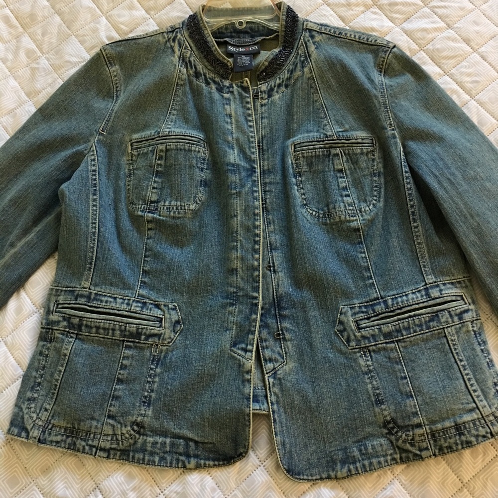 Jean Jacket Size XL